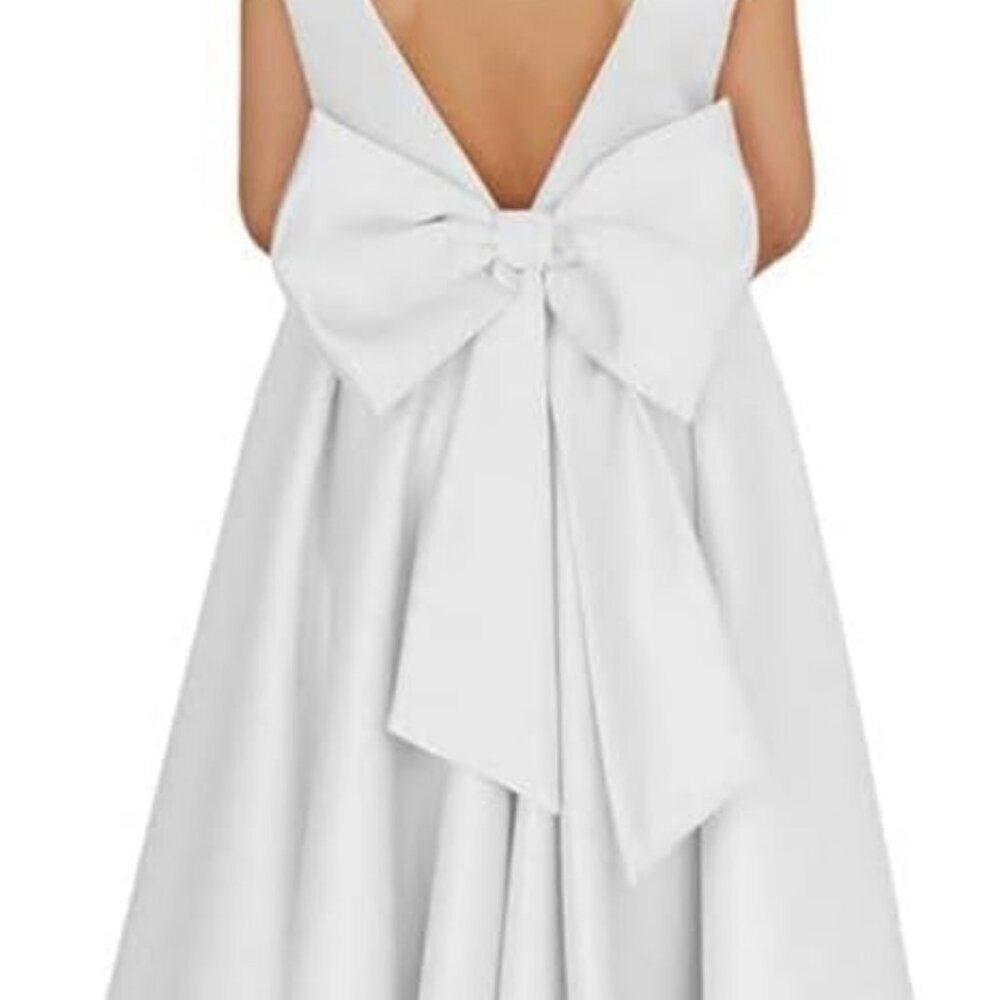 new never worn Girls White MetallicPuffy Flower Dresses Long Satin Formal Dress